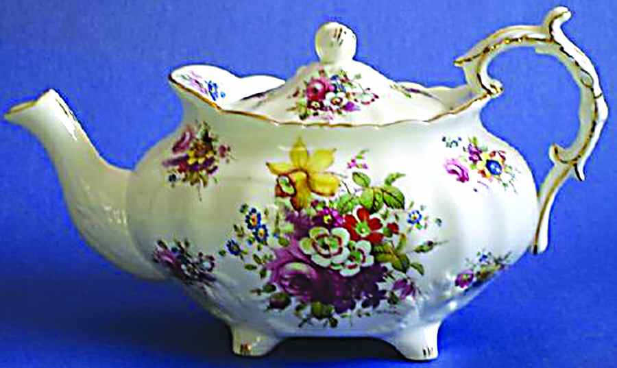 HAM57 Teapot & Lid by Hammersley-1
