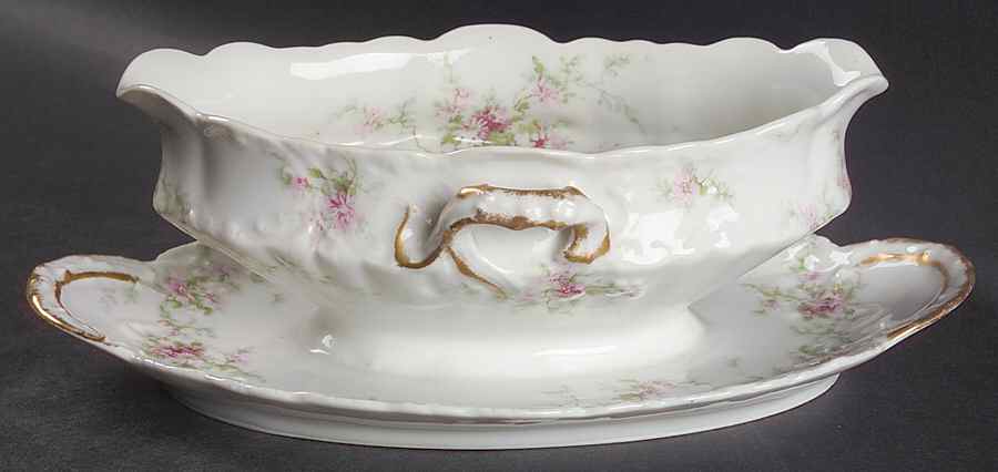Schleiger 151-1 Gravy Boat with Attached Underplate by Haviland-1