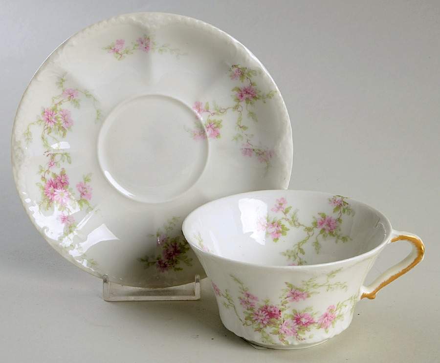 Schleiger 151-1 Oversized Cup & Saucer Set by Haviland-1