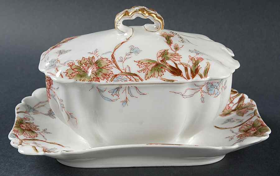 Schleiger 1158-6 Gravy Boat w/Attached Underplate & Lid by Haviland-1