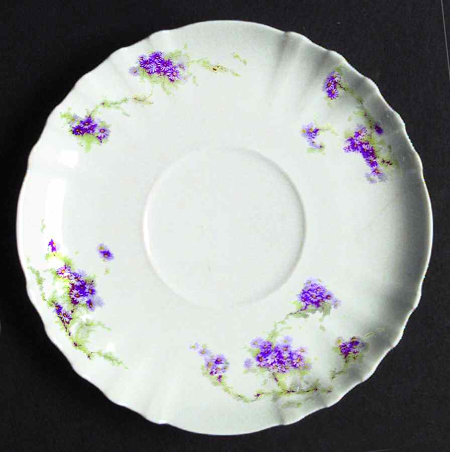 H1523 Saucer by Haviland-1