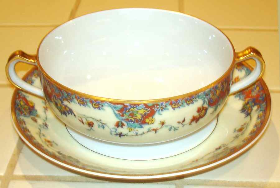 Schleiger 268-1 Flat Cream Soup Bowl & Saucer Set by Haviland-1