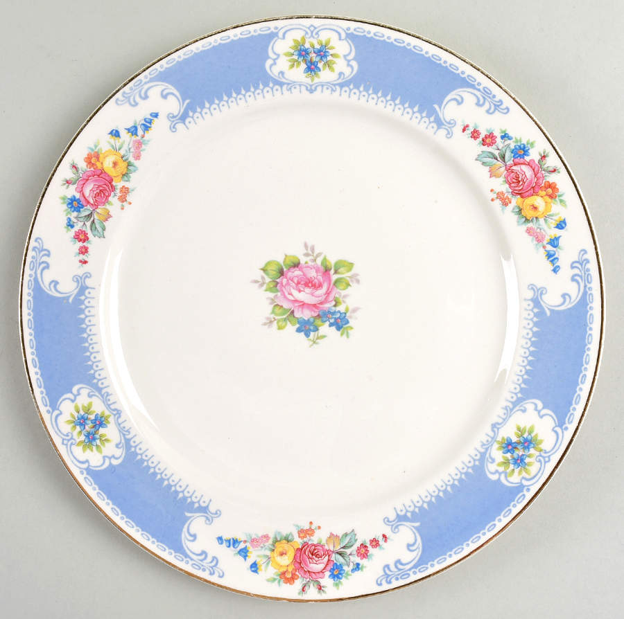 B1348 Dinner Plate by Homer Laughlin -1