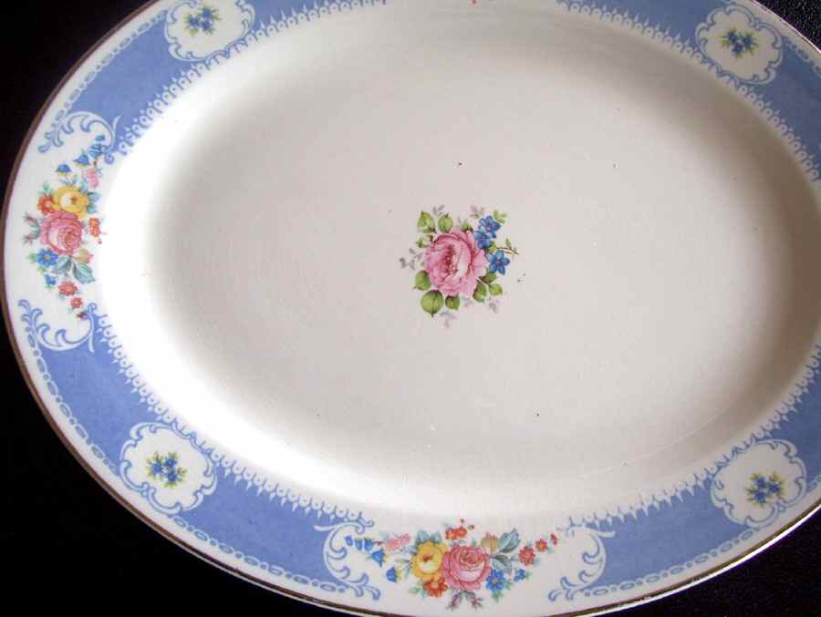 B1348 13" Oval Serving Platter by Homer Laughlin -1