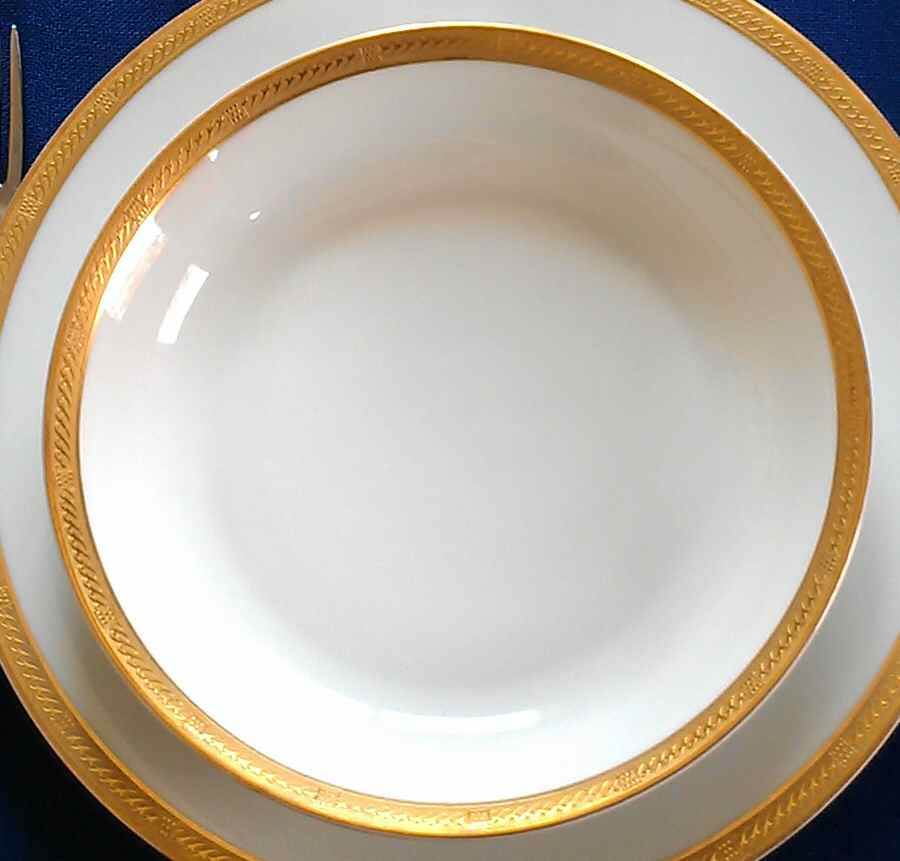 HC682 Rim Soup Bowl by Heinrich - H&C-1