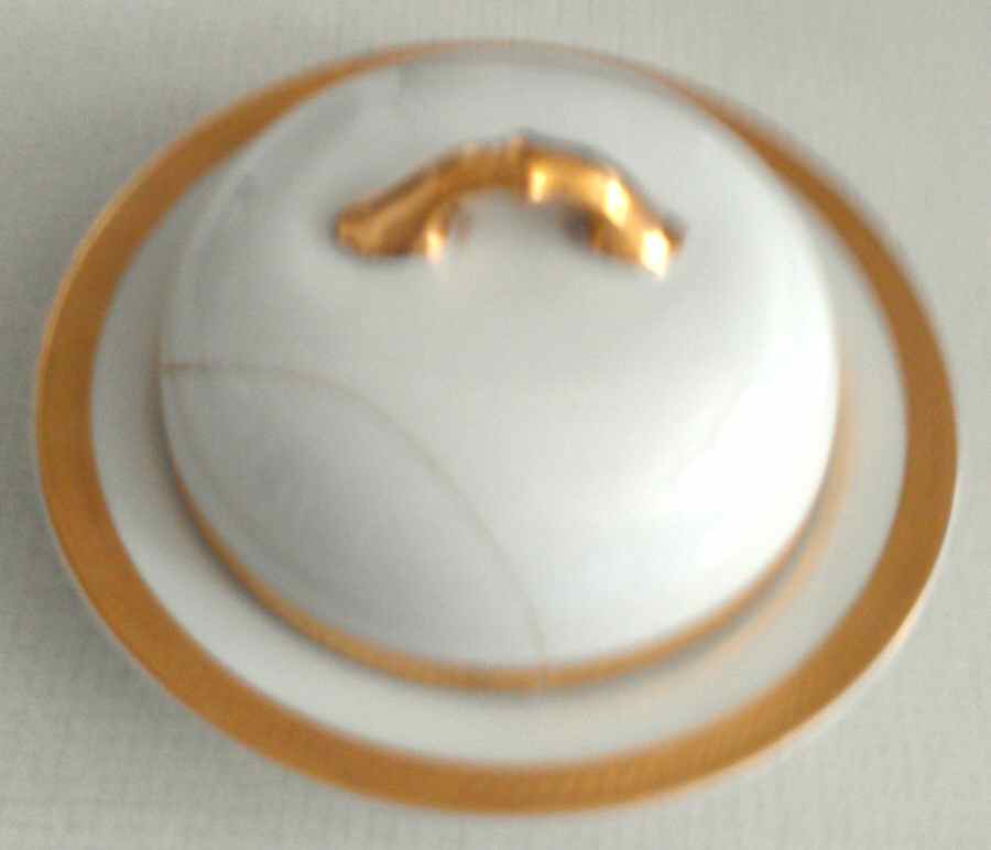HC682 Round Covered Butter by Heinrich - H&C-1