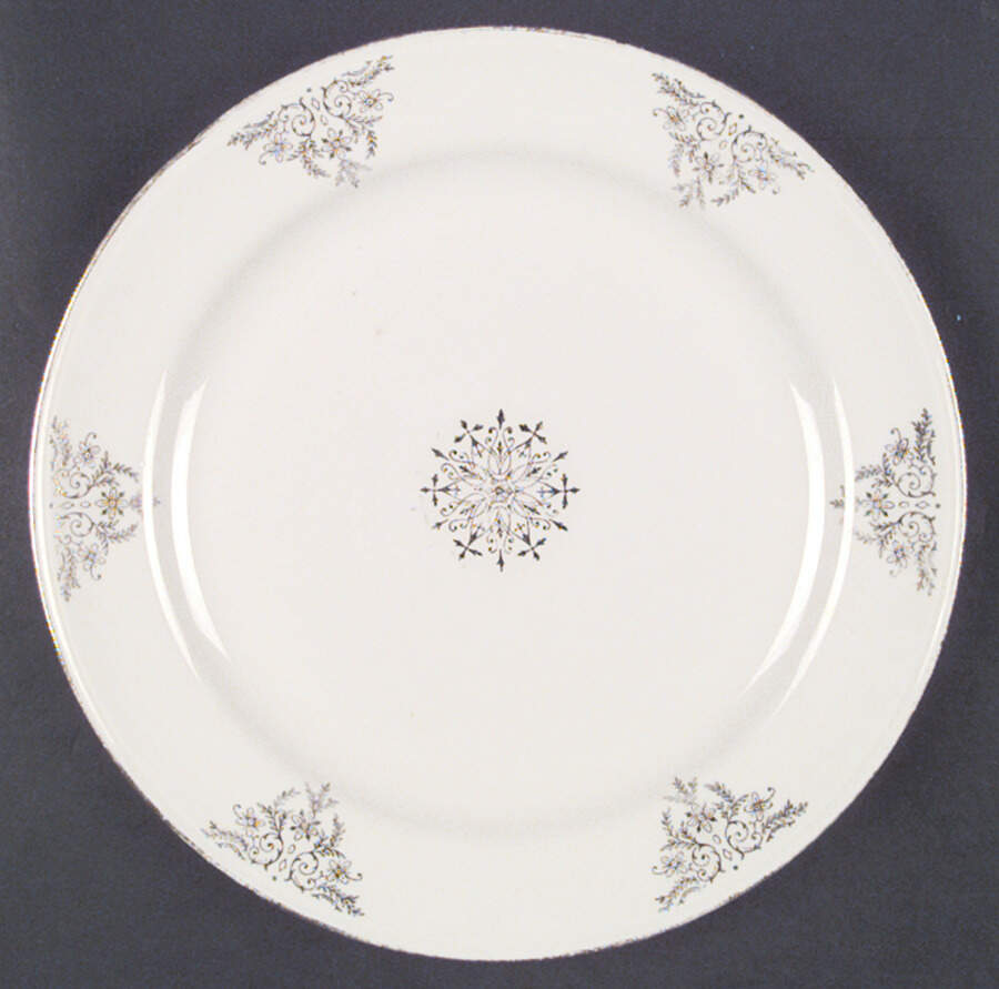 N1763 Dinner Plate by Homer Laughlin -1
