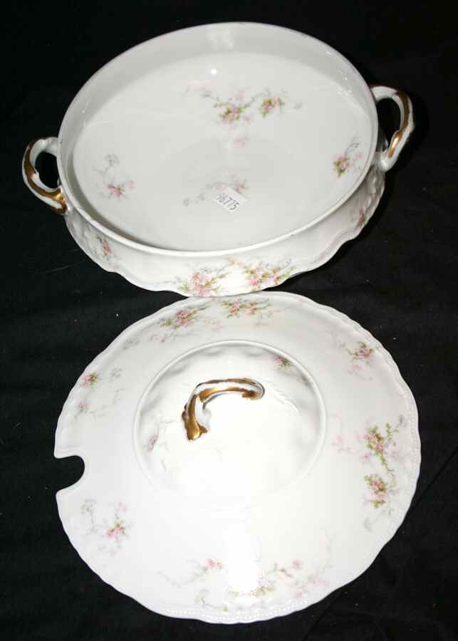 Schleiger 839-1 Tureen &  Lid by Haviland-1