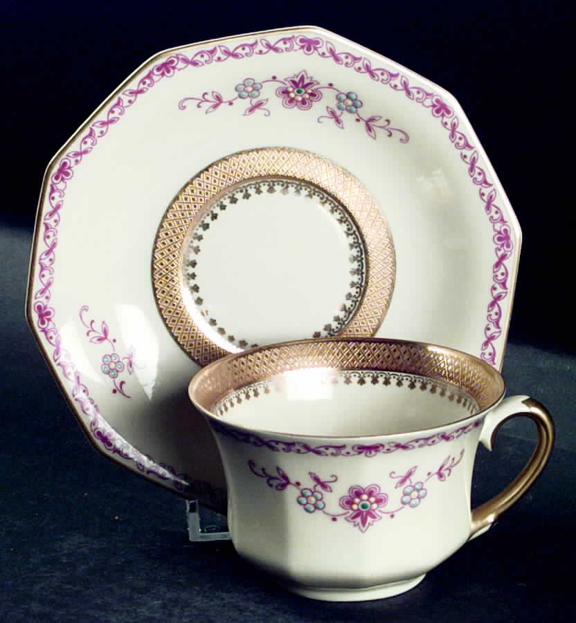 HC686 Flat Cup & Saucer Set by Heinrich - H&C-1