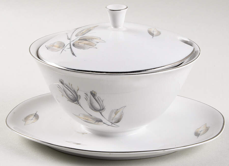 Nocturne Gravy Boat w/Attached Underplate & Lid by Hutschenreuther-1
