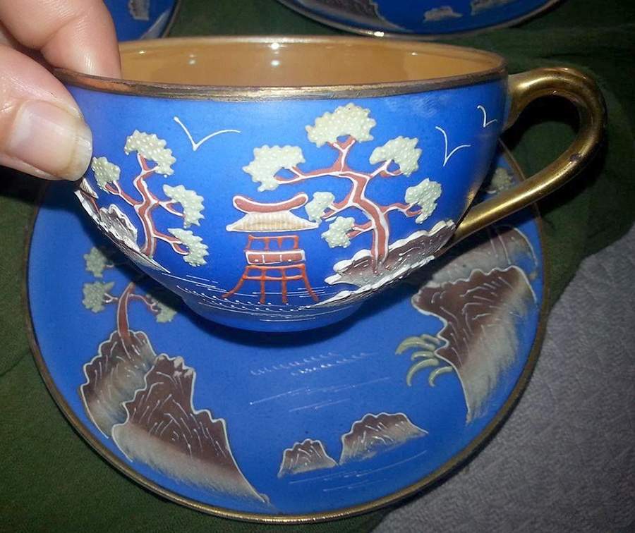 HIN19 Flat Cup & Saucer Set by The Hinode-1