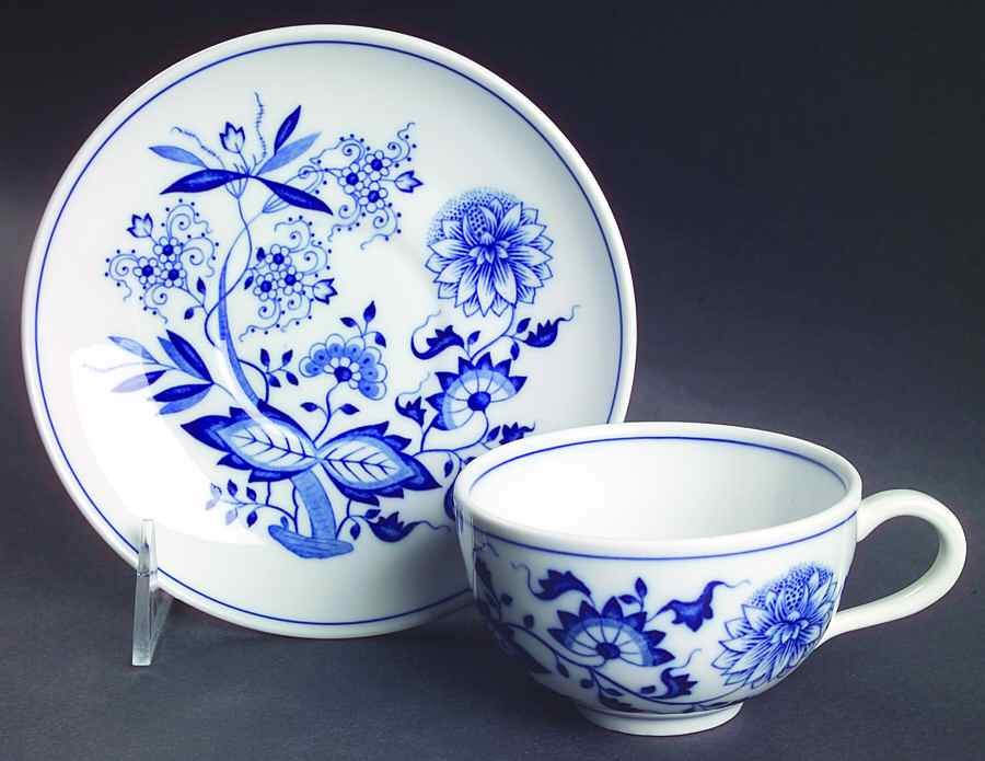 Blue Onion Flat Cup & Saucer Set by Hutschenreuther-1