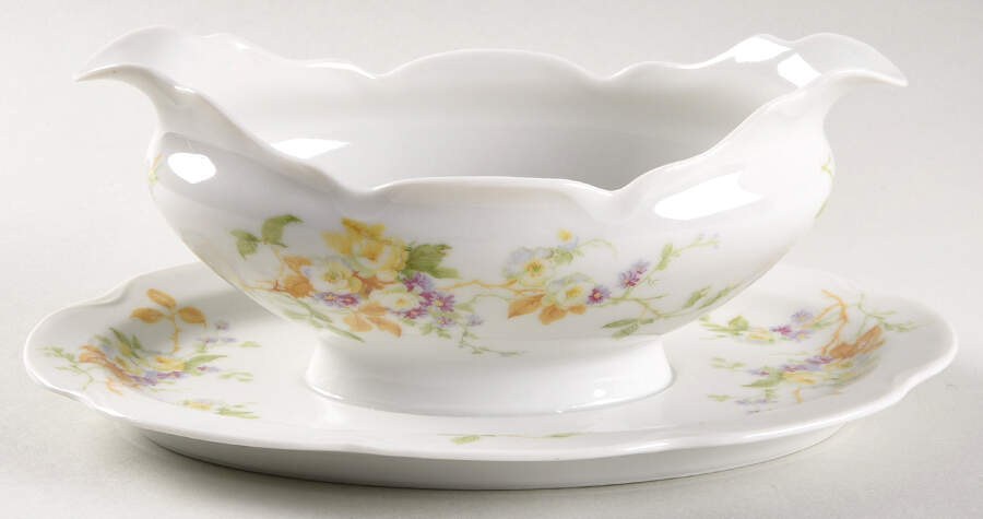 H1567 Gravy Boat with Attached Underplate by Haviland-1