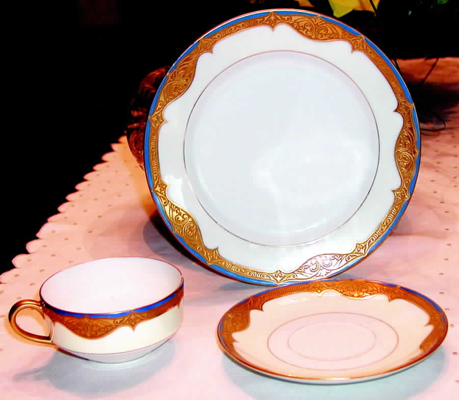 Peeress Flat Cup & Saucer Set by Haviland-1