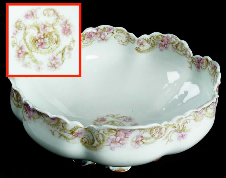 H1593 9" Salad Serving Bowl by Haviland-1