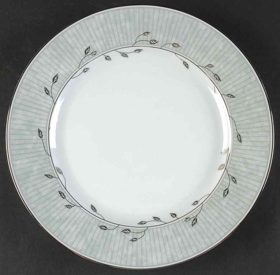 Matin De Jade Dinner Plate by Haviland-1