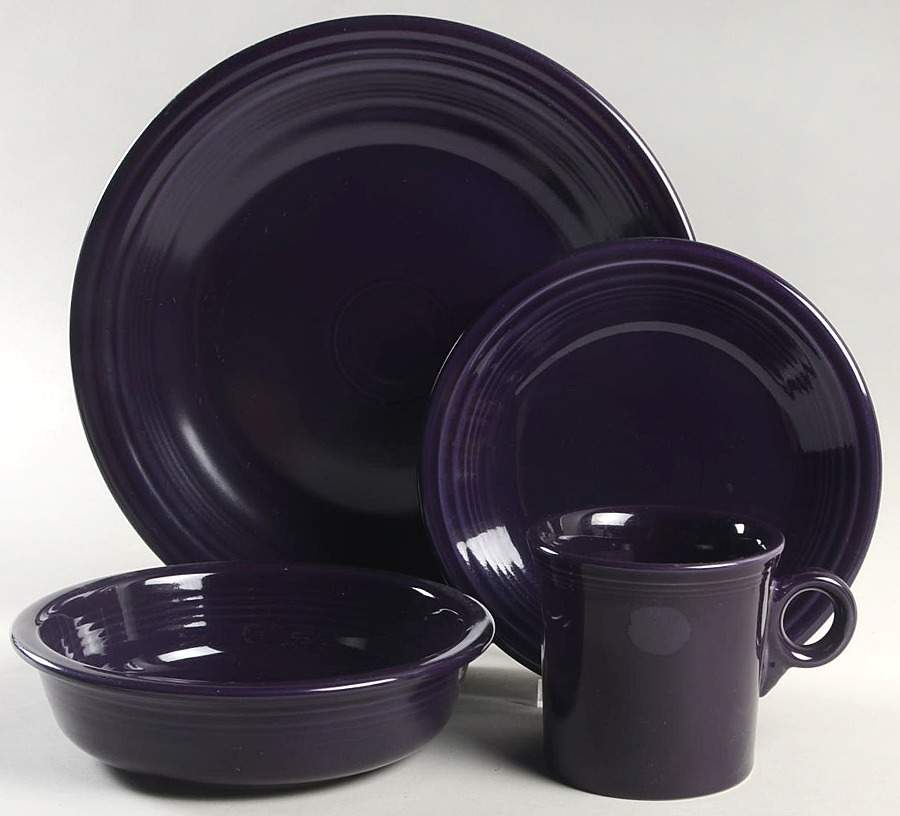 Fiesta Plum (Intro 2001) 4 Piece Place Setting by Homer Laughlin -1