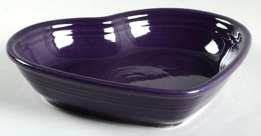 Fiesta Plum (Intro 2001) 7" Heart Shaped Bowl by Homer Laughlin -1