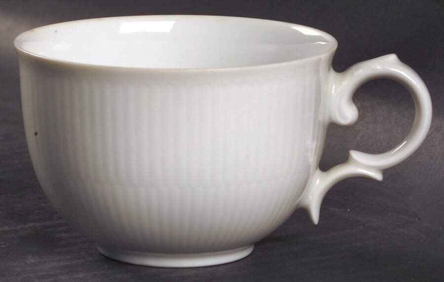 HC703 Flat Cup by Heinrich - H&C-1