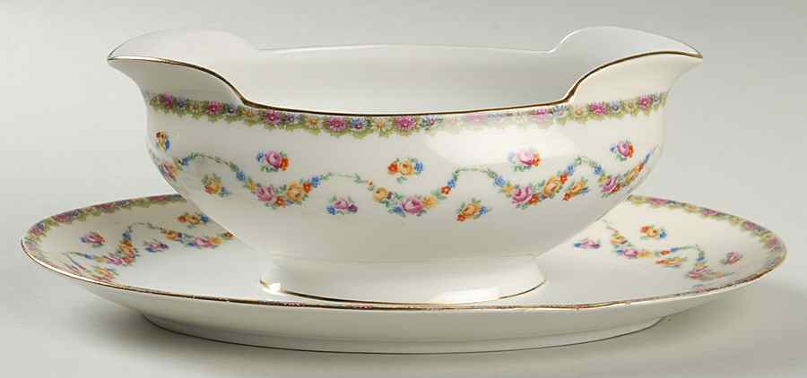 HWC16 Gravy Boat with Attached Underplate by HW (Germany, Czech)-1