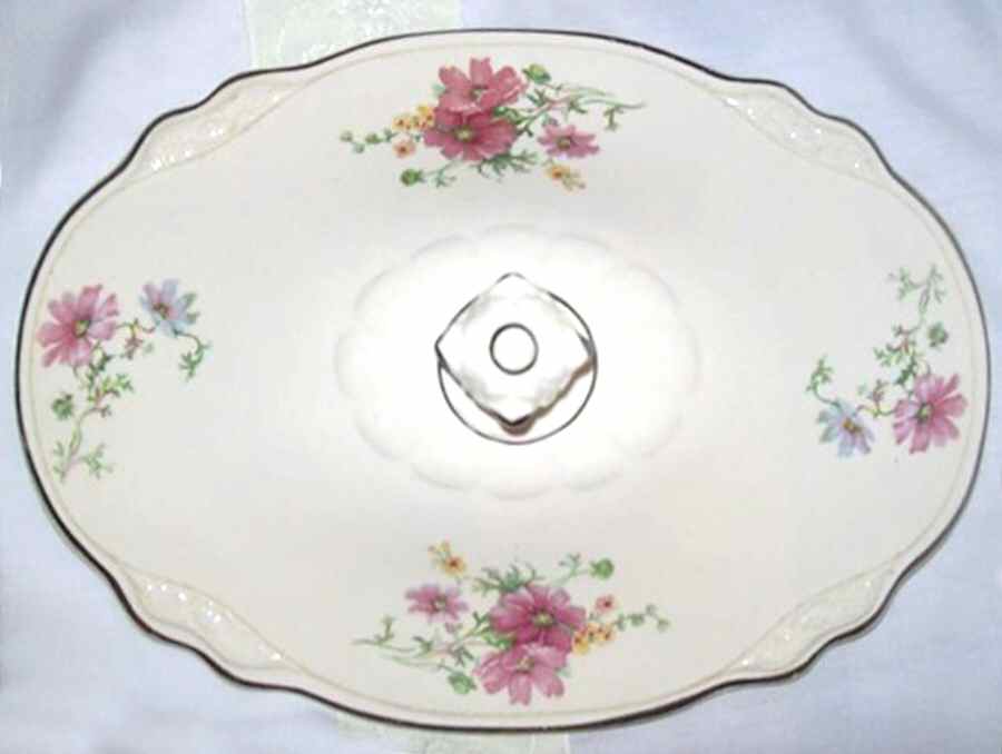 VR248 Lid for Oval Vegetable by Homer Laughlin -1