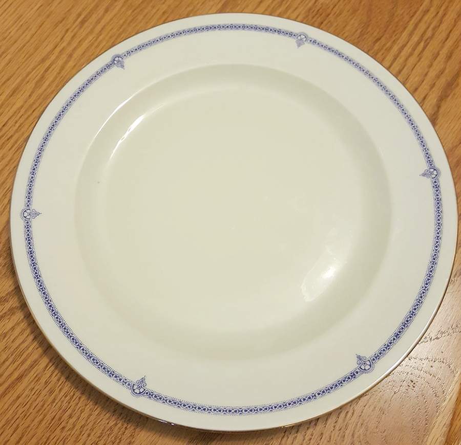 HUT969 Dinner Plate by Hutschenreuther-1