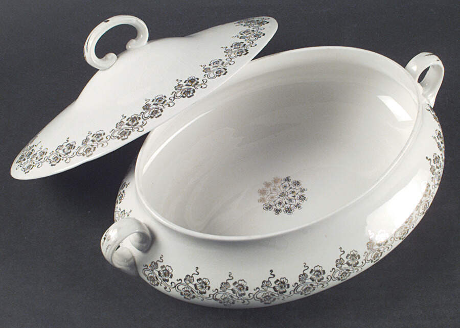 HLC2157 Oval Covered Vegetable by Homer Laughlin -1