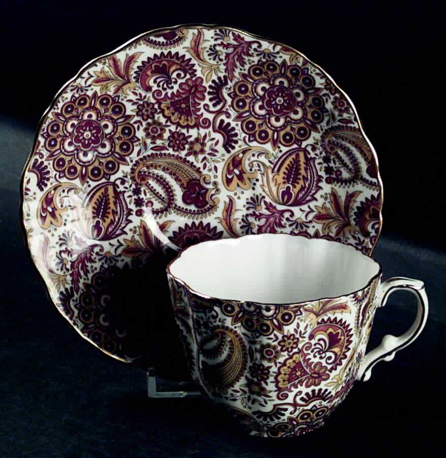 HAM62 Flat Cup & Saucer Set by Hammersley-1
