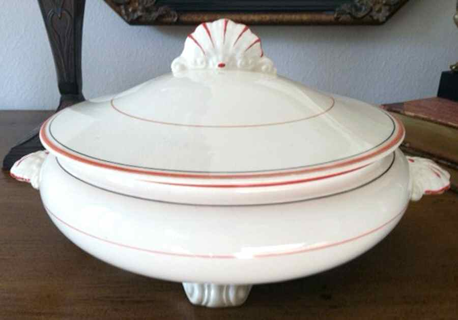 N413 Round Covered Vegetable by Homer Laughlin -1