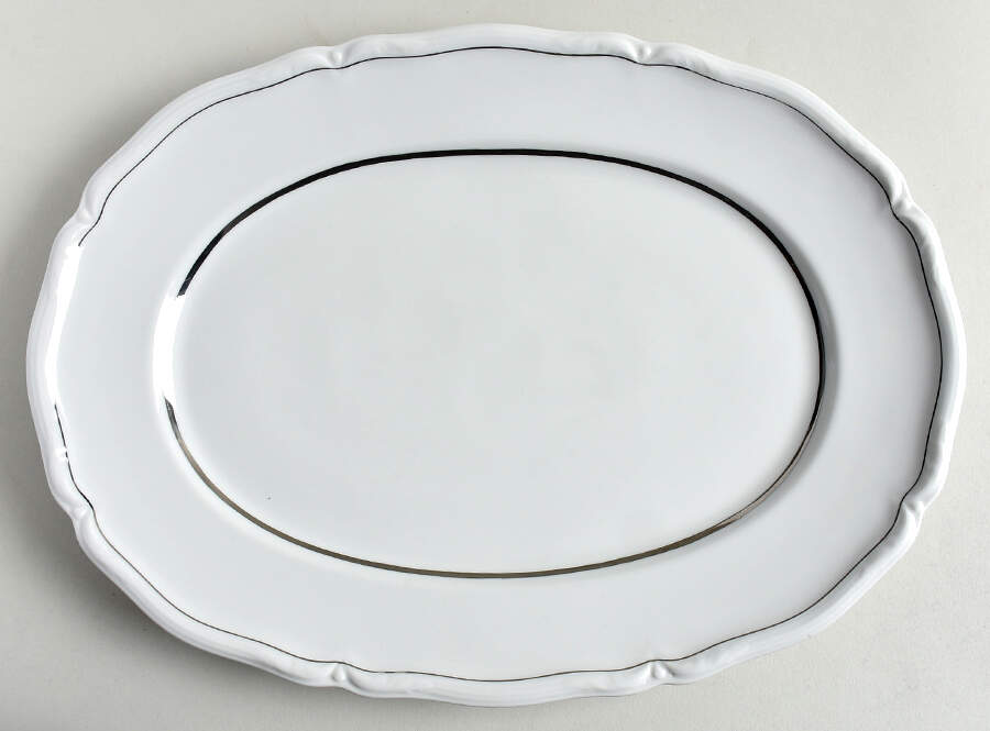 Regency Platinum 14" Oval Serving Platter by Hutschenreuther-1
