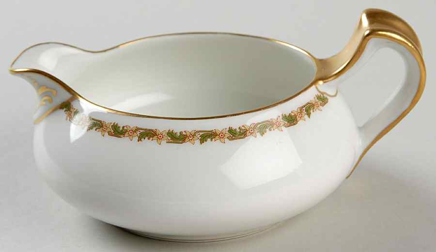 H1658 Creamer by Haviland-1