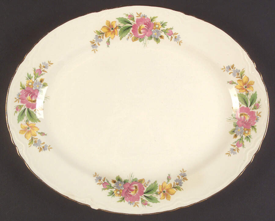 Spring Wreath 11" Oval Serving Platter by Homer Laughlin -1