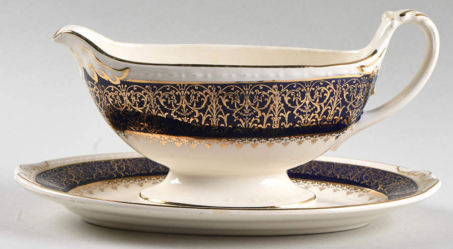 HLC2165 Gravy Boat & Underplate by Homer Laughlin -1
