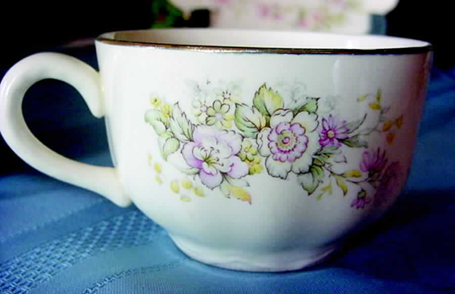 HLC3447 Flat Cup by Homer Laughlin -1