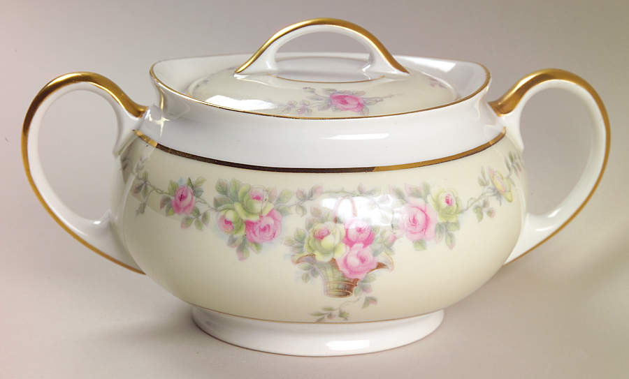 Palace Sugar Bowl & Lid by Heinrich - H&C-1