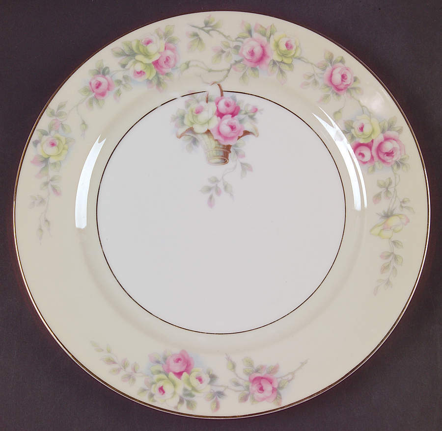 Palace Dinner Plate by Heinrich - H&C-1