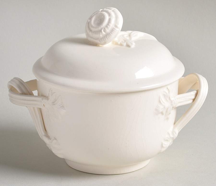 Creamware Solid Sugar Bowl & Lid by Hartley Greens-1