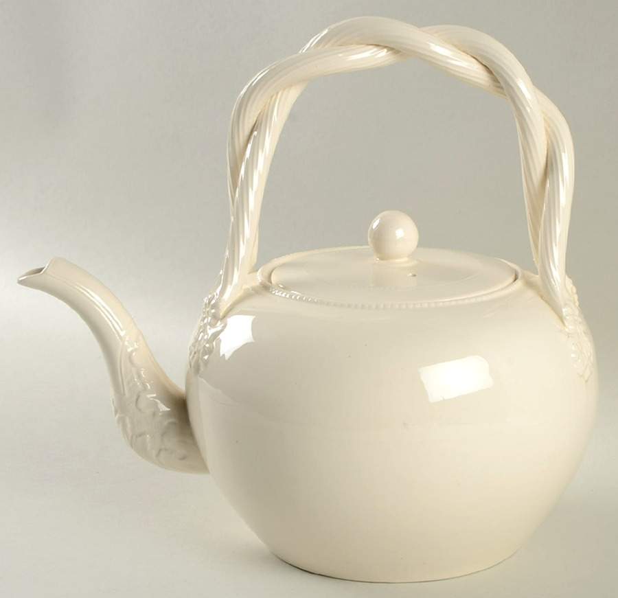 Creamware Pierced Chocolate Kettle & Lid by Hartley Greens-1