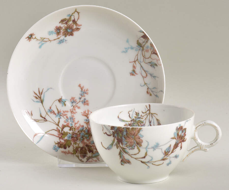 Schleiger 1152-9 Flat Cup & Saucer Set by Haviland-1
