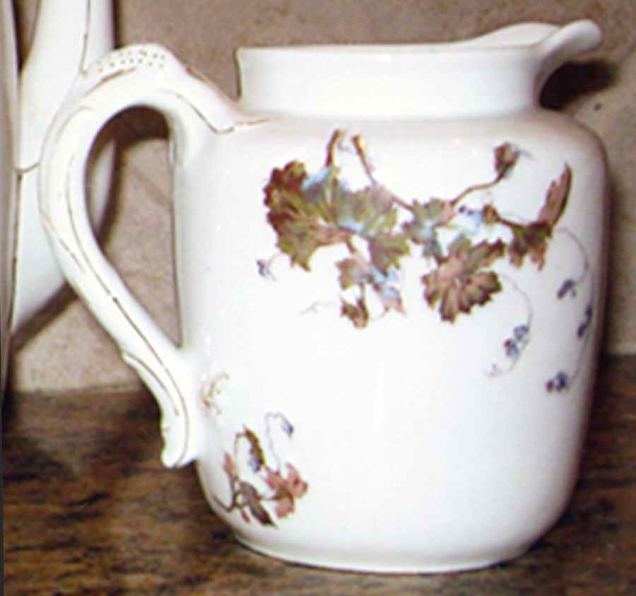Schleiger 1152-9 Creamer by Haviland-1