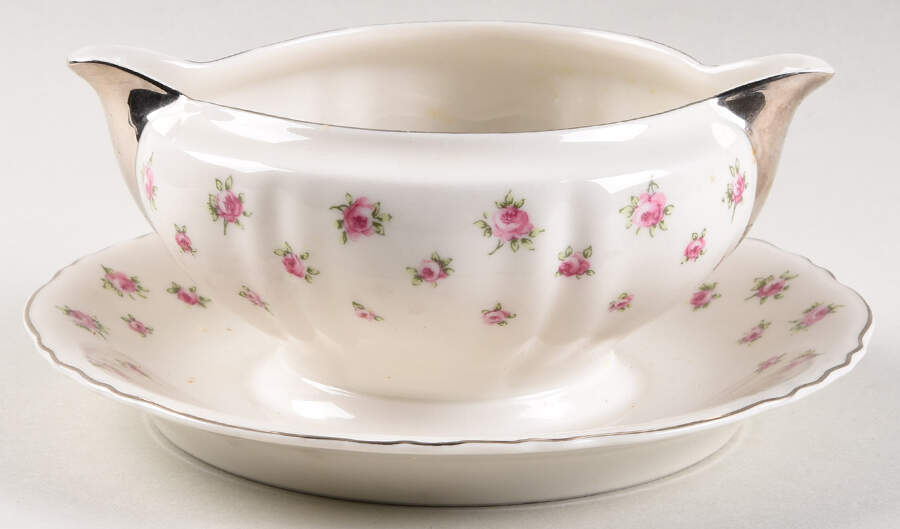H1705 Gravy Boat with Attached Underplate by Haviland-1
