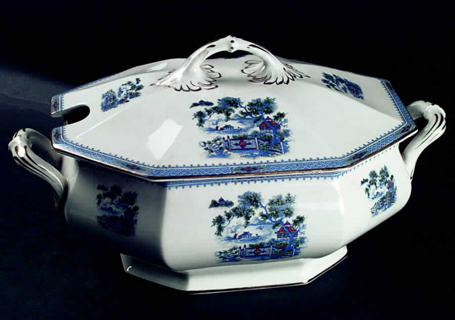 3569 Octagonal Tureen & Lid by Thomas Hughes & Sons-1