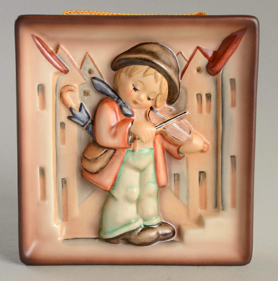 Little Fiddler Wall Plaque Tm6-Little Fiddler, Plaque - Boxed by M.I. Hummel-1