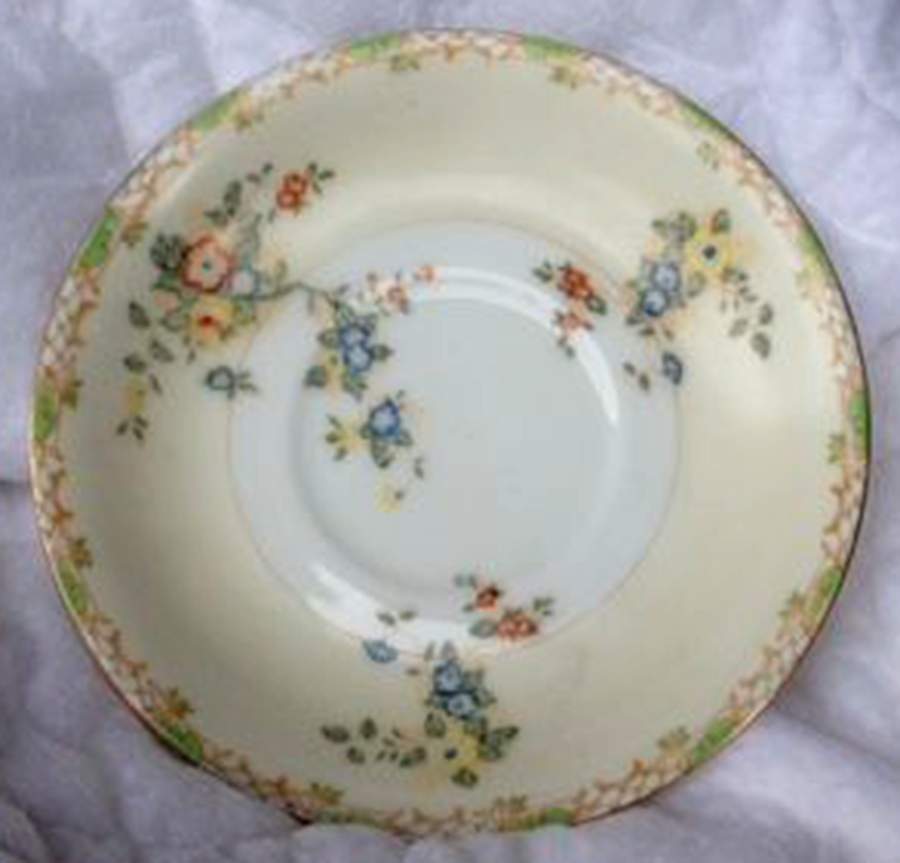 HIR37 Saucer by Hira China-1