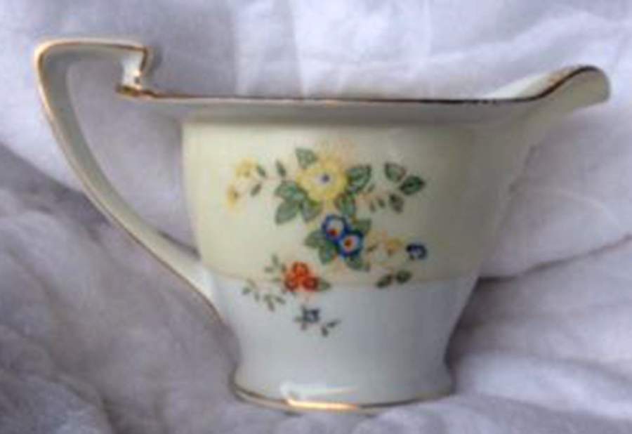 HIR37 Creamer by Hira China-1