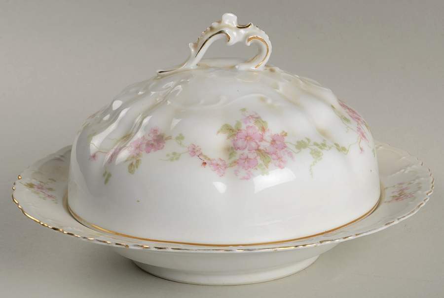 9216 Round Covered Butter by Habsburg-1