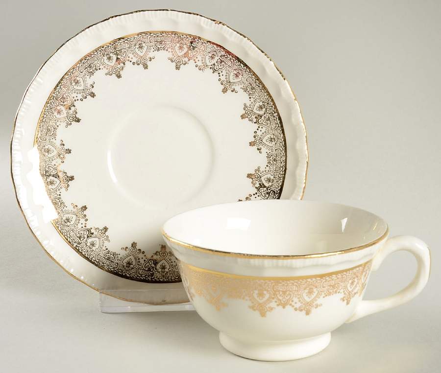 HCR6 Footed Cup & Saucer Set by Harlem-1