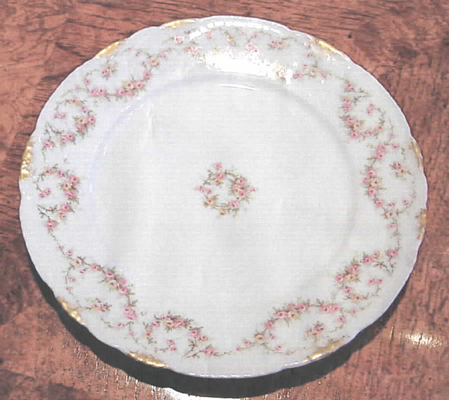 Schleiger 1050-3 Dinner Plate by Haviland-1