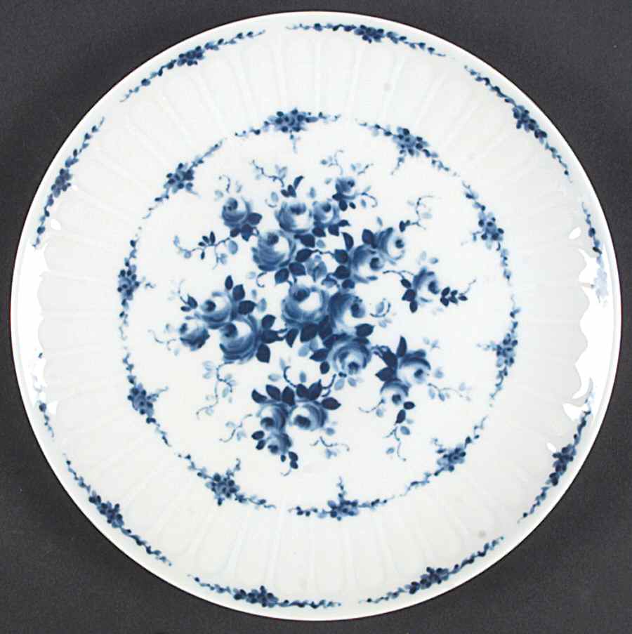 Petals Collection Luncheon Plate by Graf Von Henneberg-1