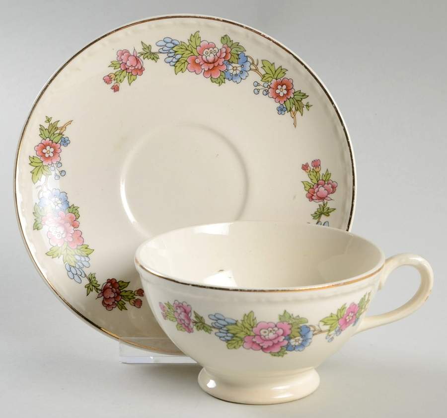 Bristol Footed Cup & Saucer Set by Homer Laughlin -1